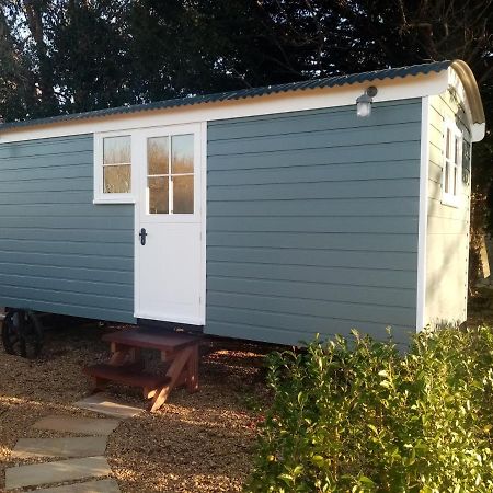 Yew Tree View Luxury Shepherd'S Hut Sturminster Newton Buitenkant foto