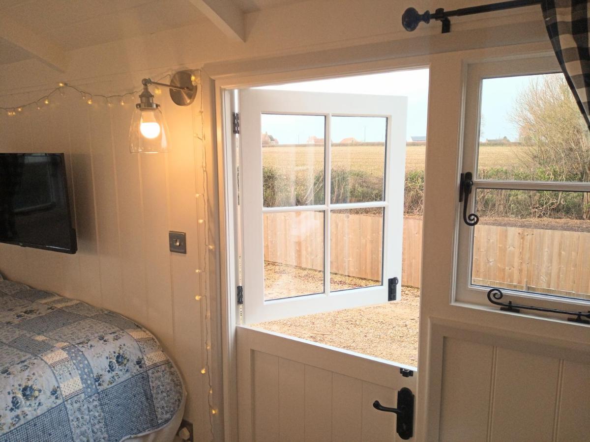 Yew Tree View Luxury Shepherd'S Hut Sturminster Newton Buitenkant foto